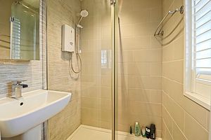 En-Suite- click for photo gallery